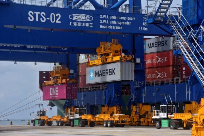 ਅਦਾਨੀ ਗਰੁੱਪ ਕੋਲੰਬੋ ਵੈਸਟ ਇੰਟਰਨੈਸ਼ਨਲ ਟਰਮੀਨਲ ਸ੍ਰੀਲੰਕਾ 2026 ਤੱਕ ਸਮਰੱਥਾ ਦੋਗੁਣੀ ਕਰੇਗਾ